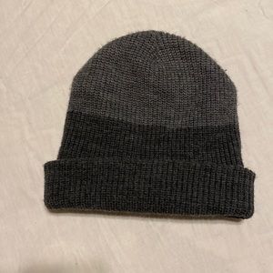 WEST loop Winter hat color gray
